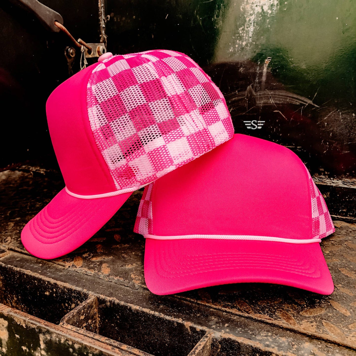 Checkered Trucker Hat [Pink/ Light Pink]