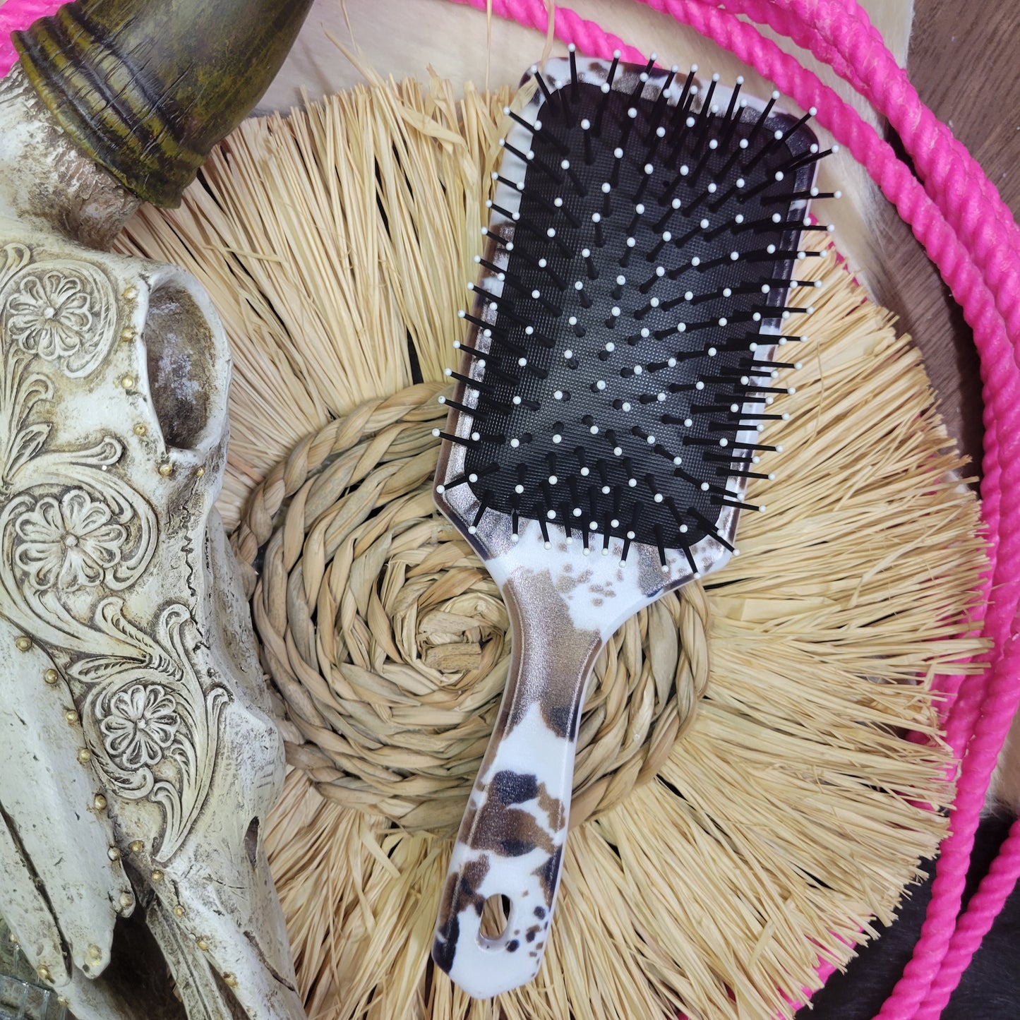 Queen Status Hairbrush [brown cow]