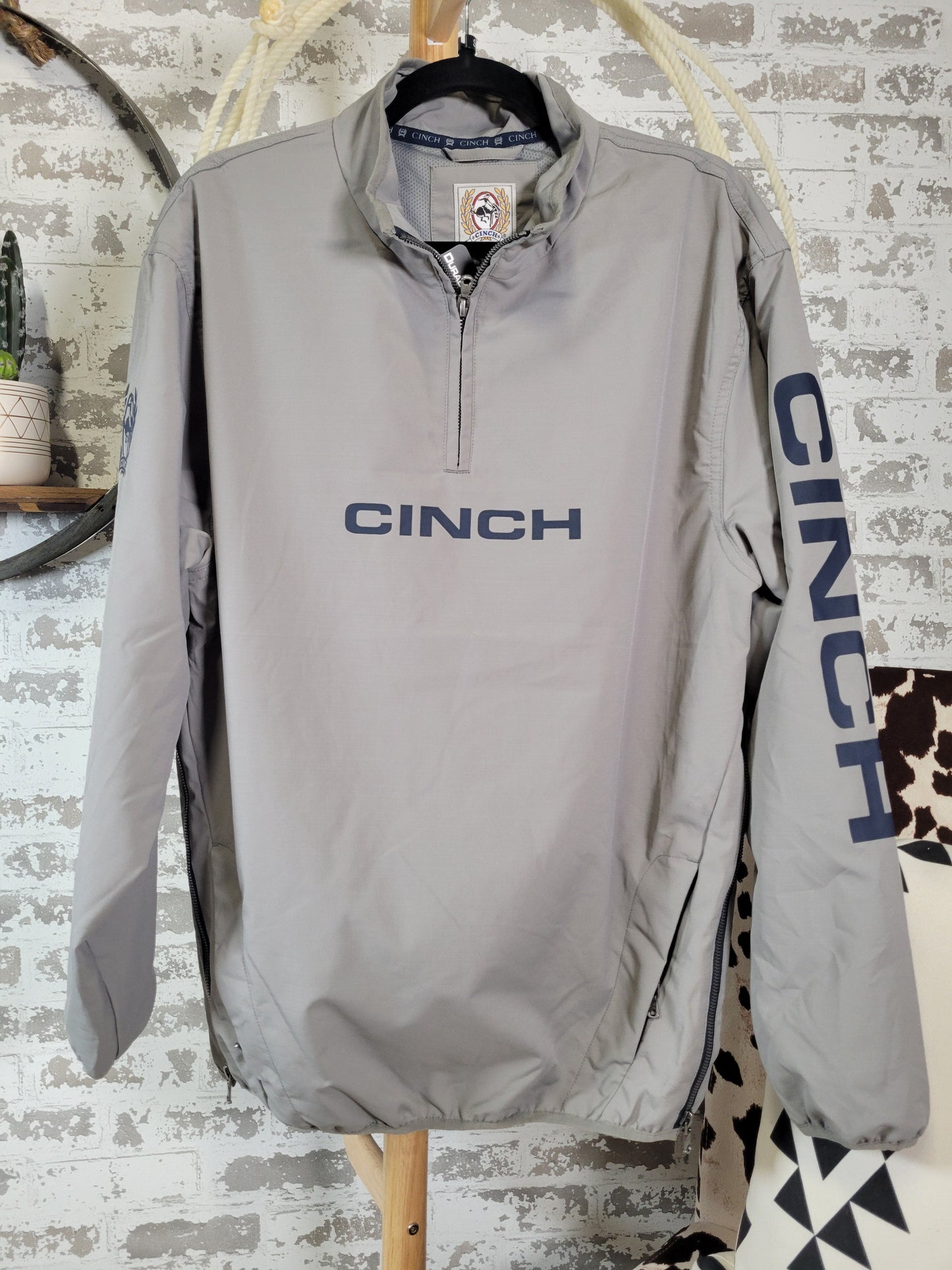 Cinch Windbreaker