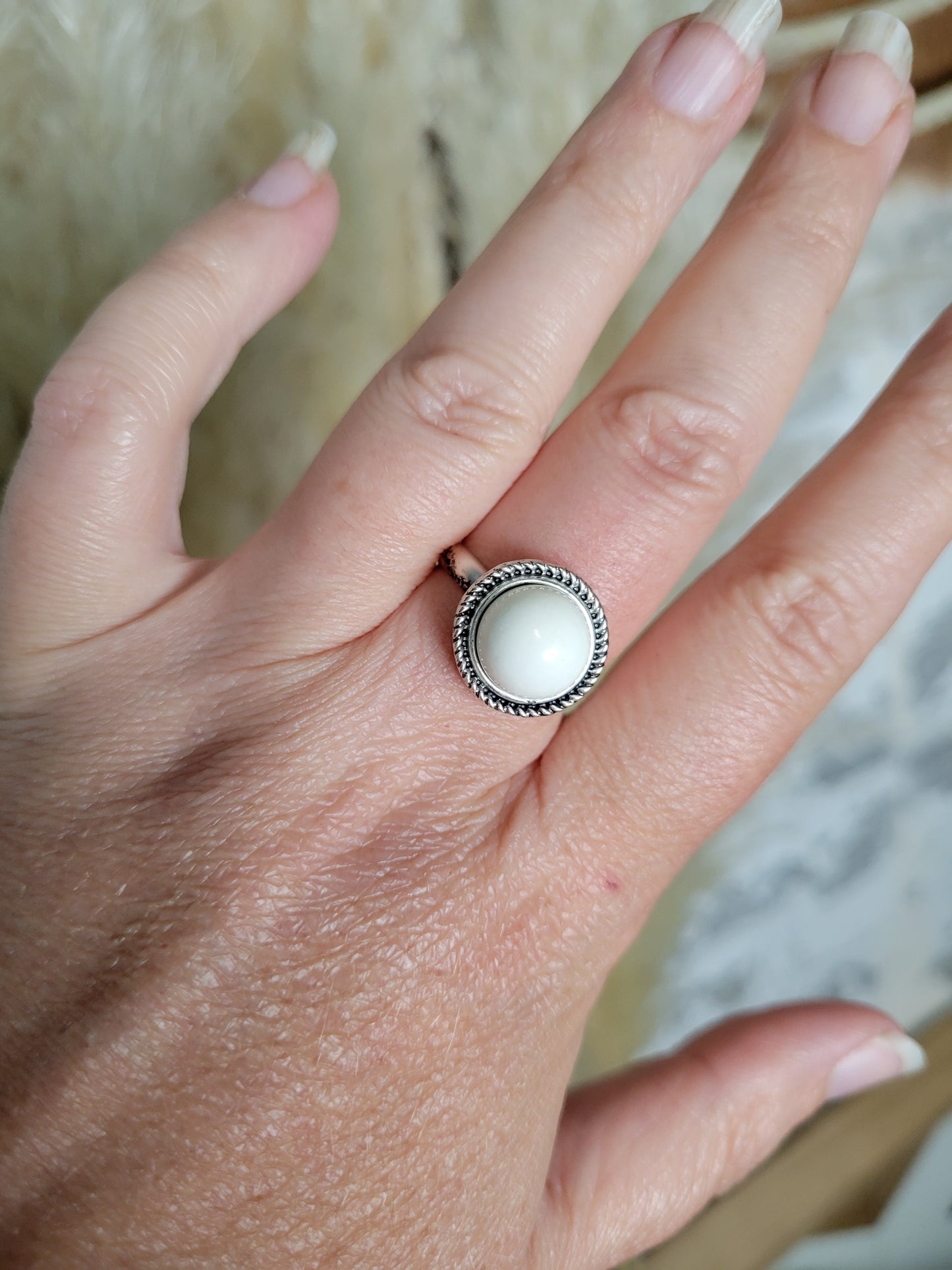 Dalton Ring [white]