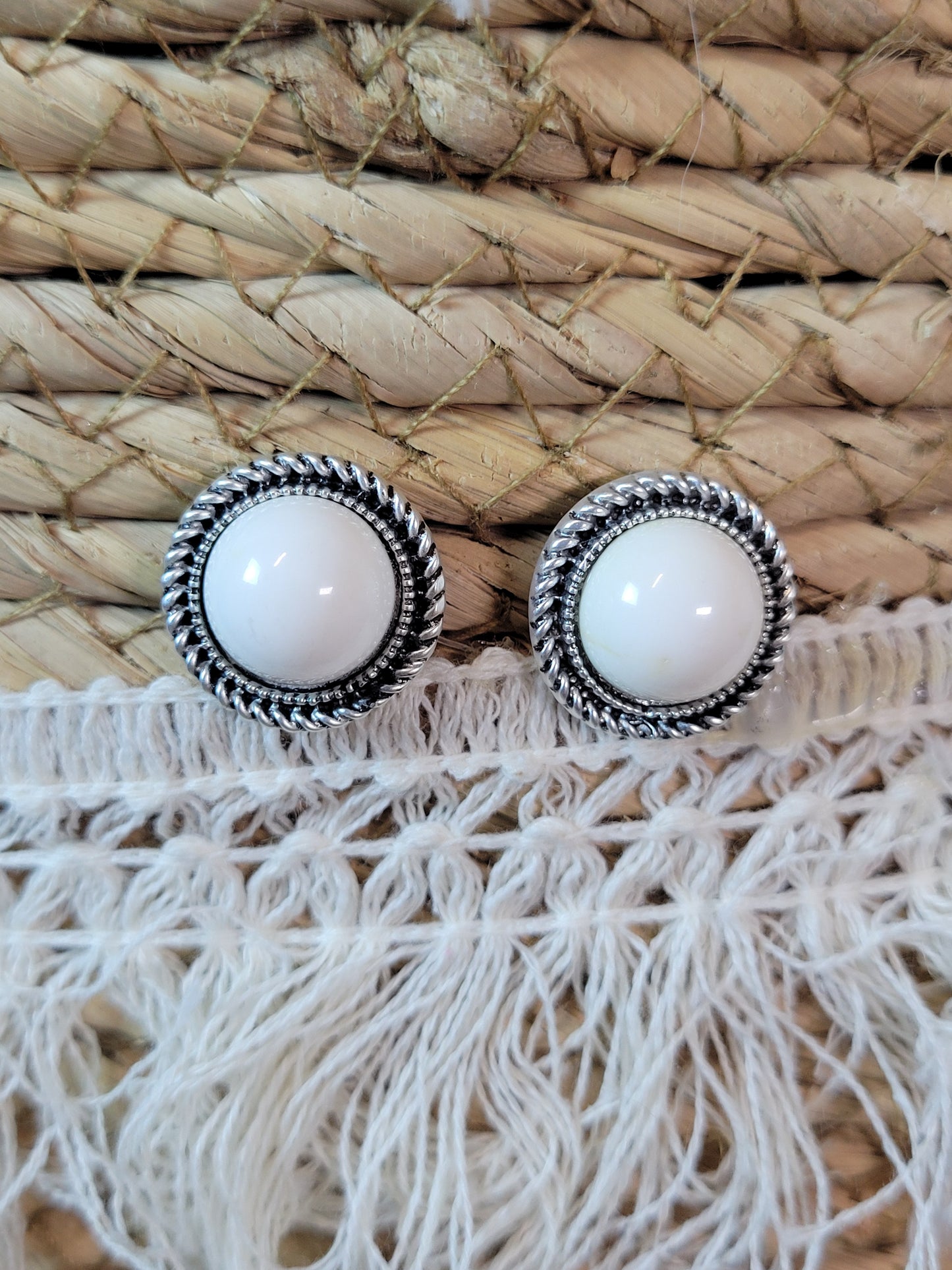 Dalton Earring [white]