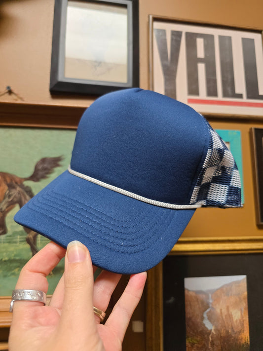 Checkered Trucker Hat [Navy Blue/ White]