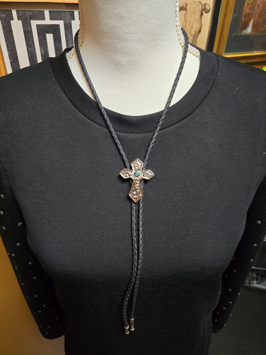 Cross Bolo