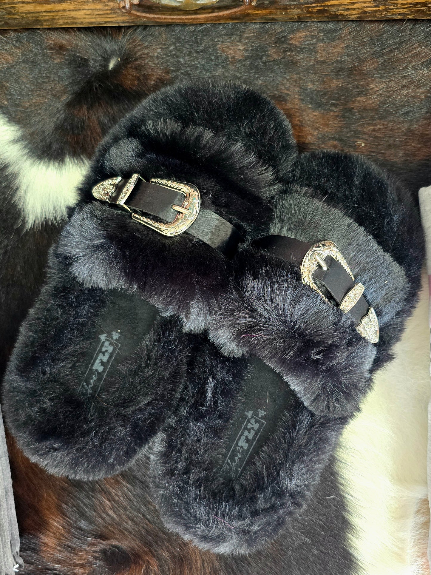 Home Buckles Slipper [black]