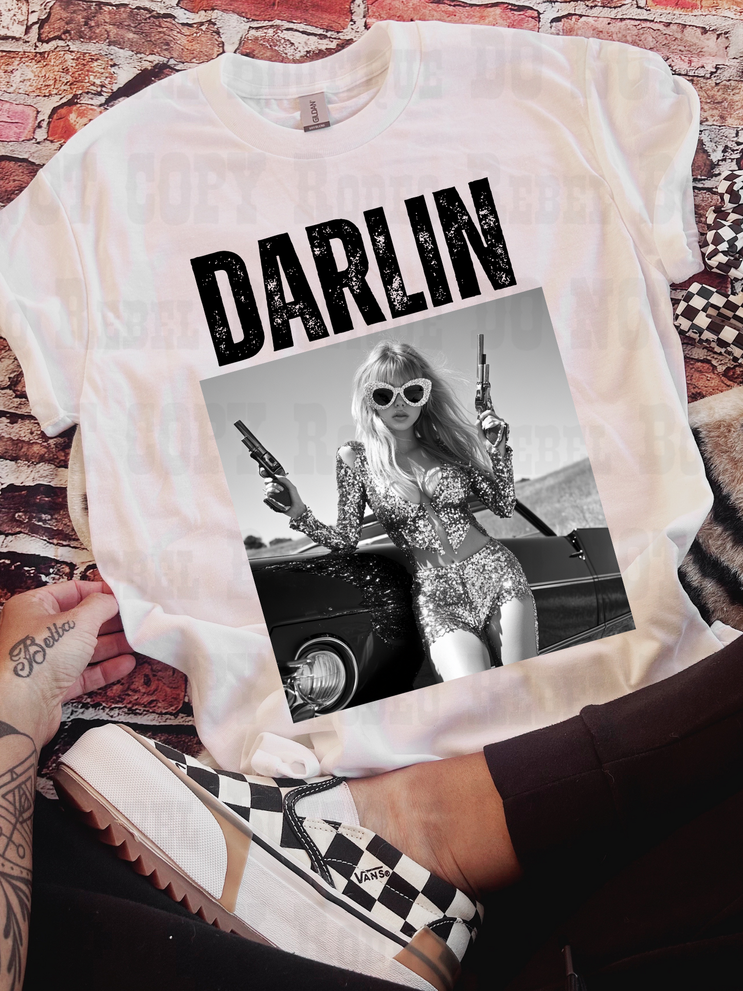 Darlin' Tee