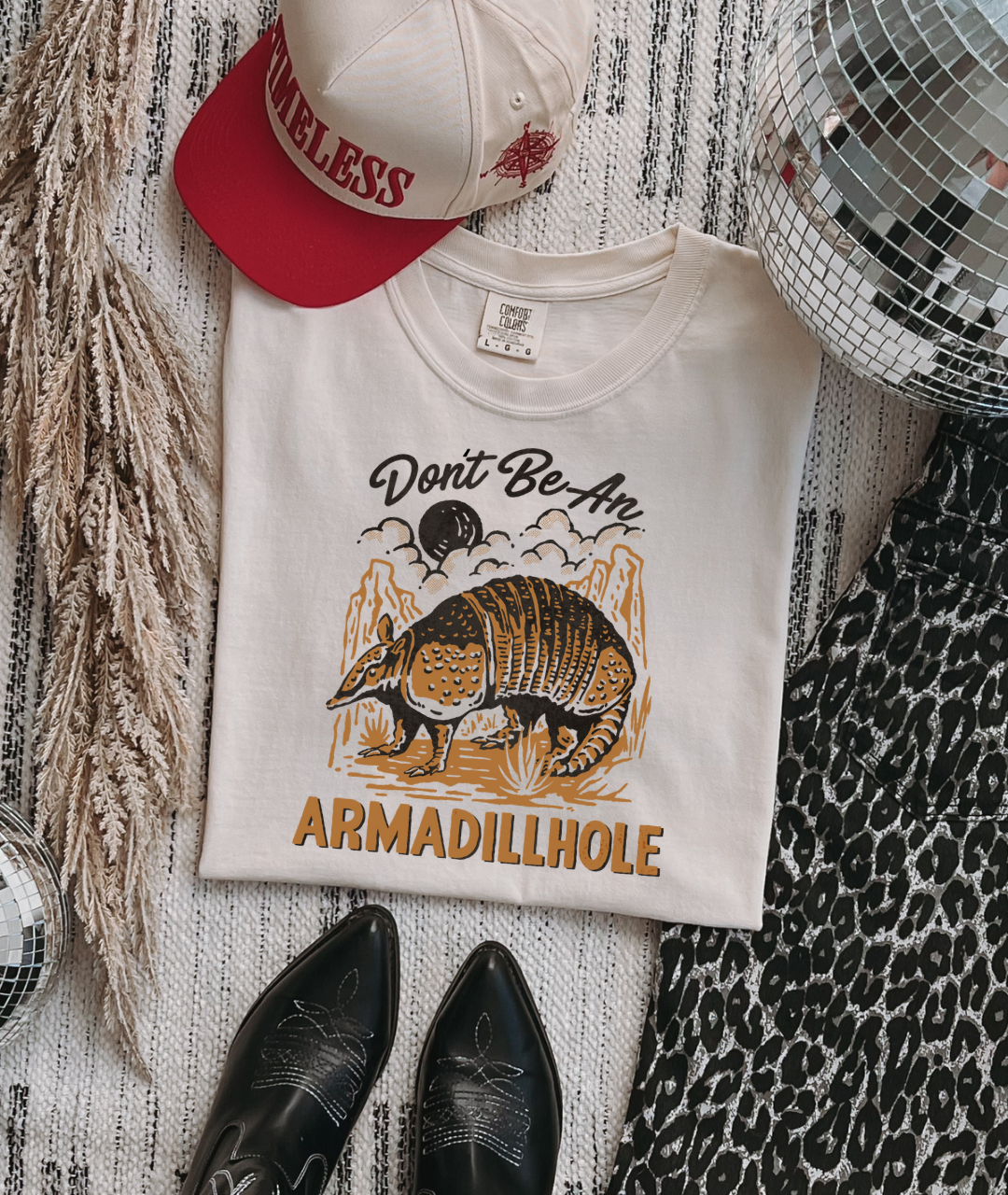 Armadillhole Tee