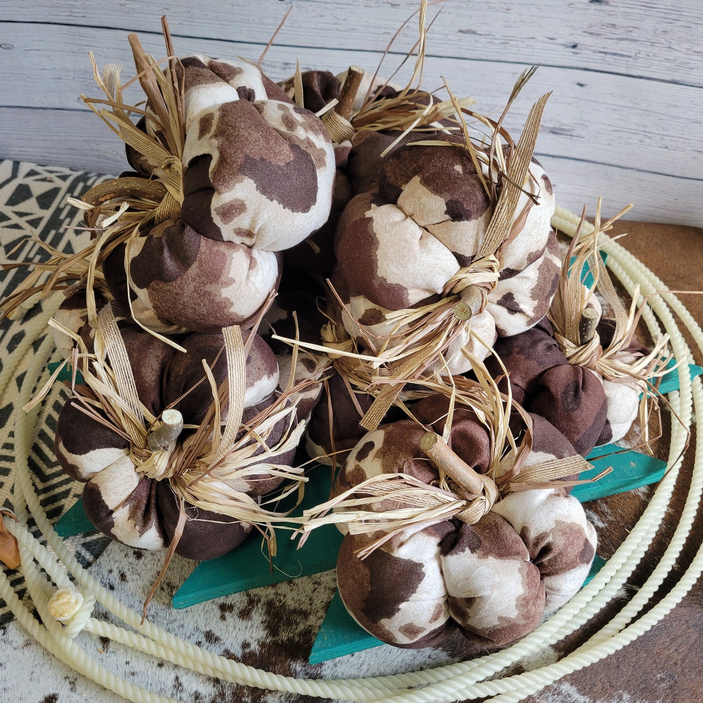 Citrouilles en faux suède à imprimé vache